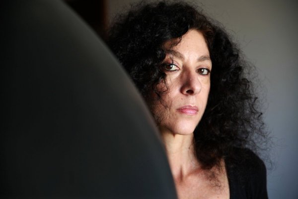 Leila Guerriero, cronista argentina: “A Chile lo miro con un cariño que no es condescendiente”